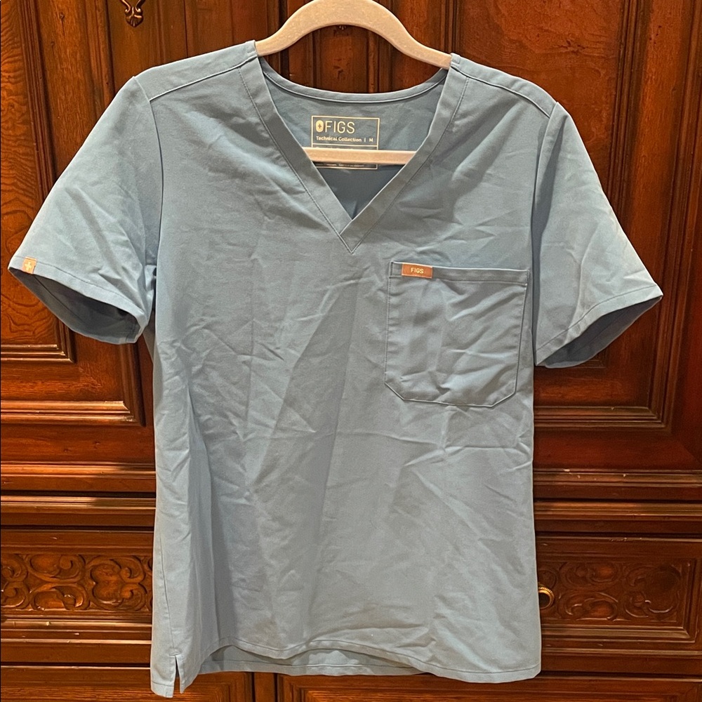 Women’s Figs Top